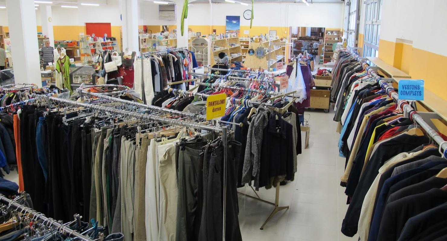 Communauté d'Emmaüs Fribourg - Vêtements de seconde main in Fribourg