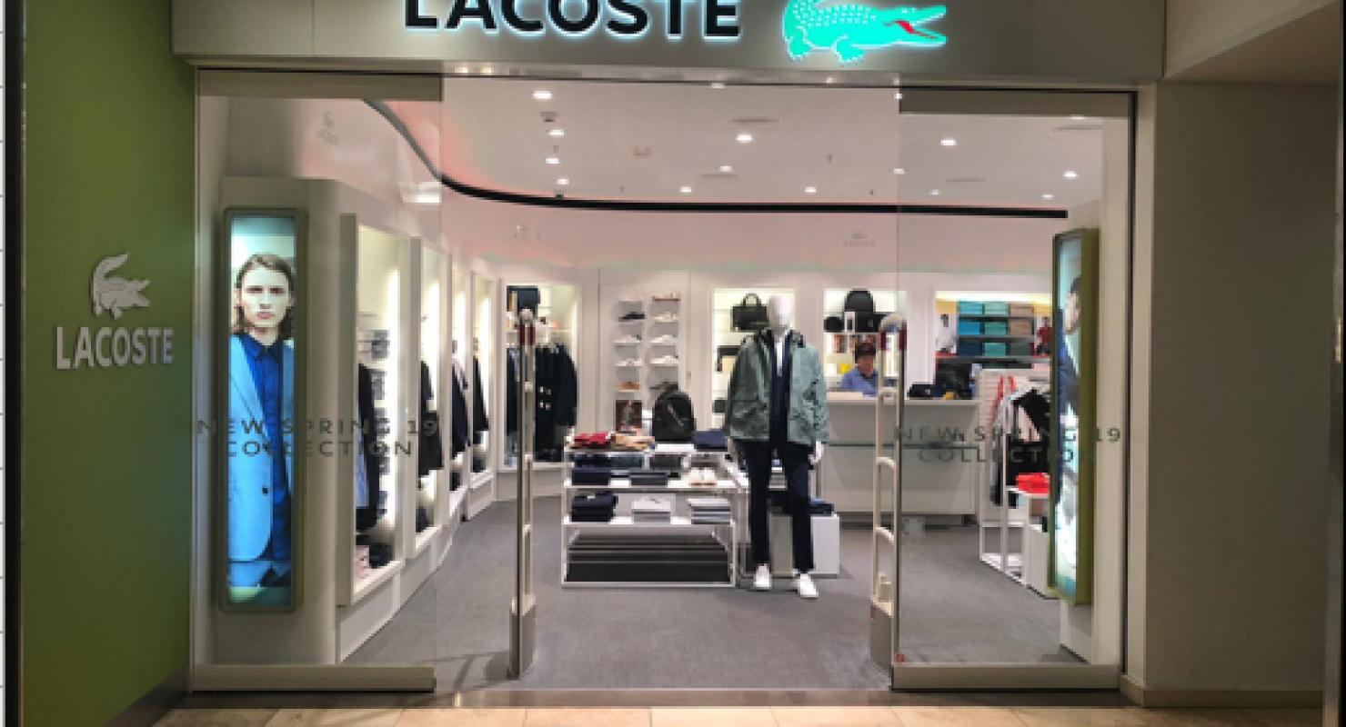 Lacoste - Second-hand Clothing in Fribourg