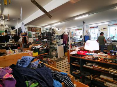 Glubos Brockenbude Verein Kreislauf - Vêtements de seconde main à Bâle-Ville
